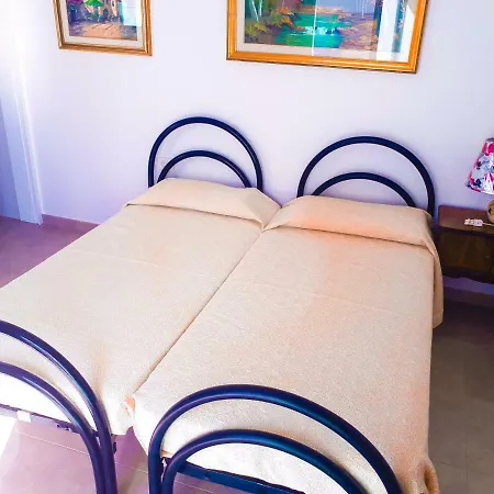 Tenerife Little Village S * سان إيسيذرو