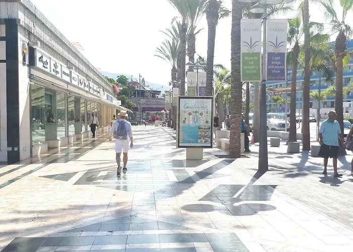 Tenerife Little Village S *