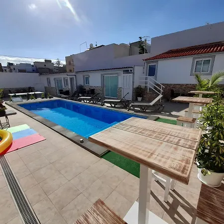Tenerife Little Village S *